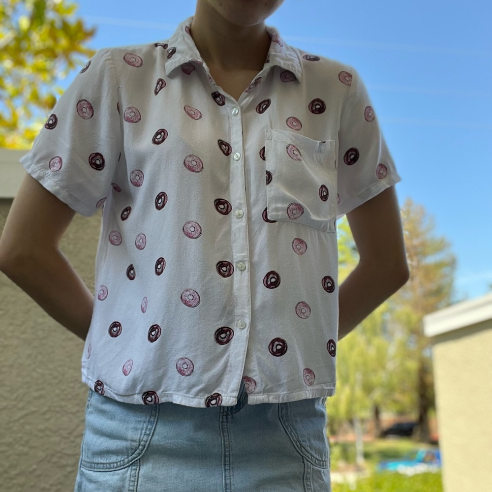 Donut Button Up